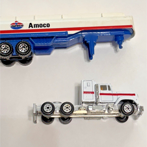 Vintage 82 Road Champs MACK/Matchbox HO 1/87 Diecast Amoco Semi Truck & Tanker - Picture 9 of 14